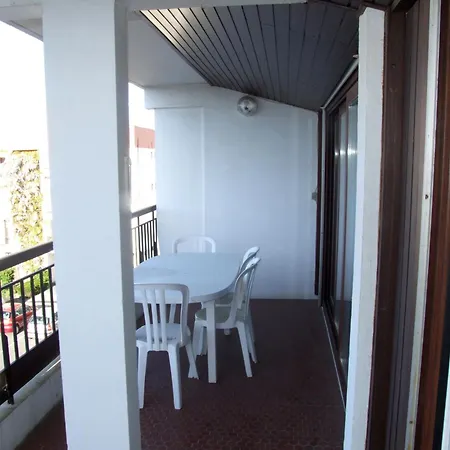 Dans Residence, Et Centre A Pied *